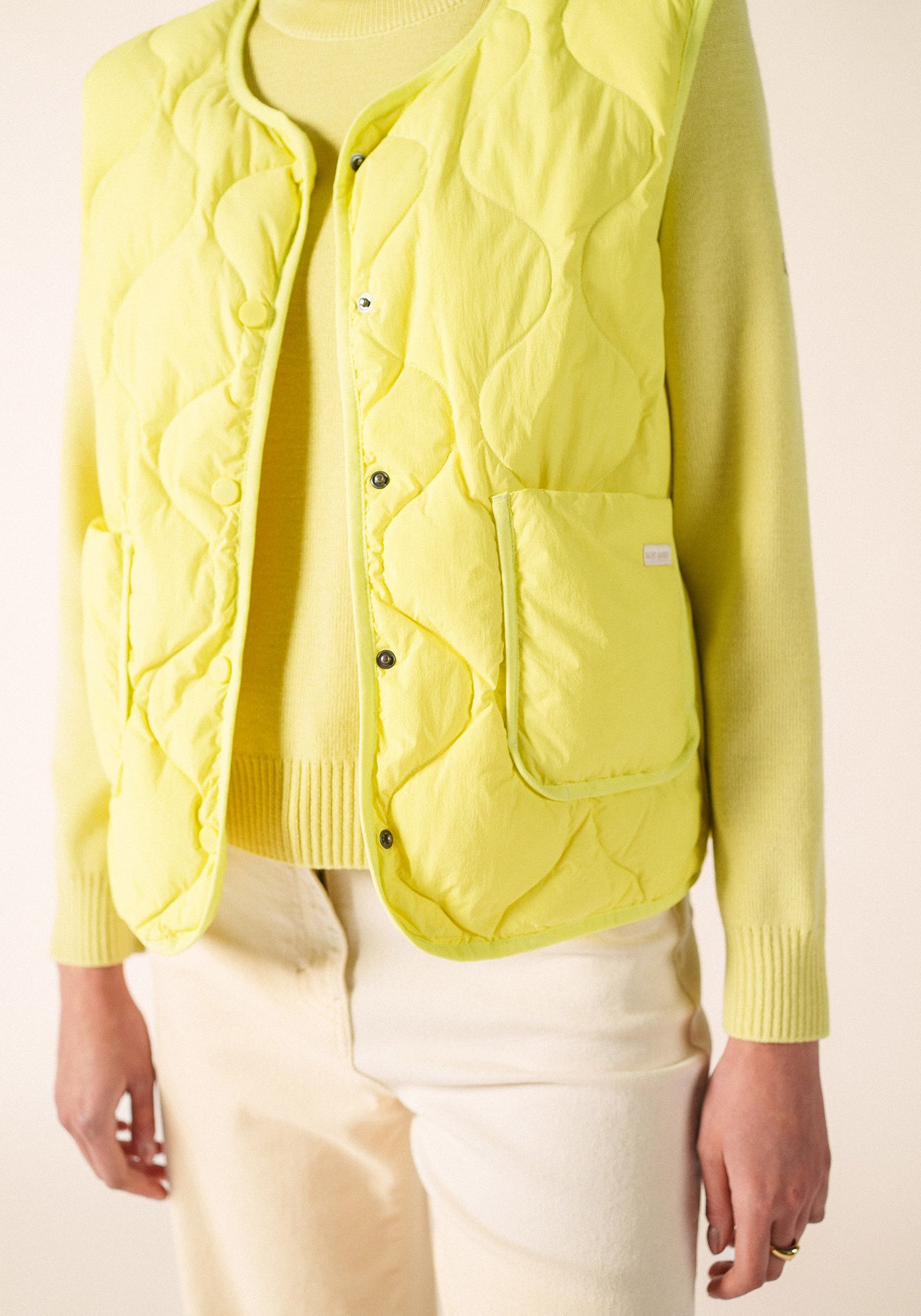 ST CARLA Vest (BUTTER YELLOW)