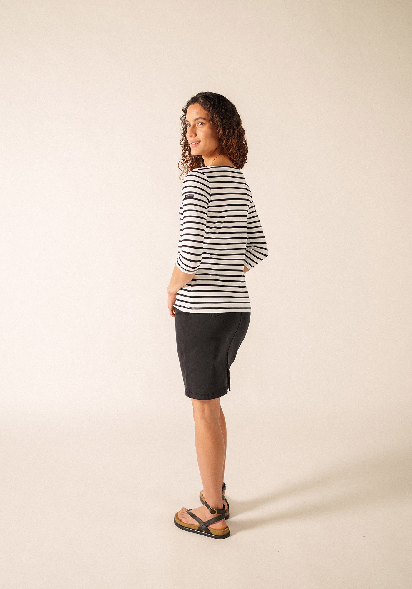 GARDE-COTE III Anti UV Top (WHITE / BLACK)