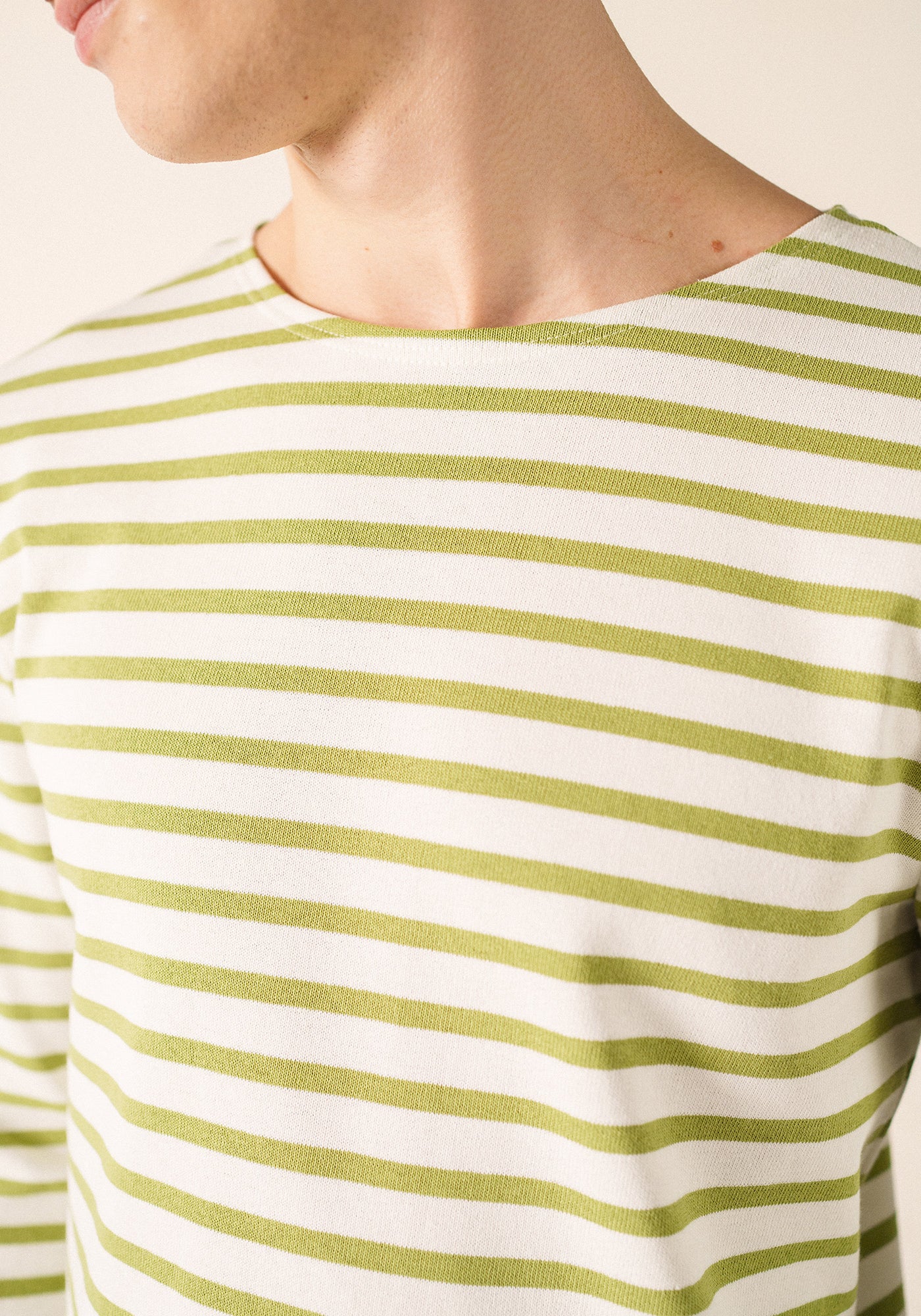 Meridien Moderne Breton Shirt (WHITE / SAGE OLIVE)