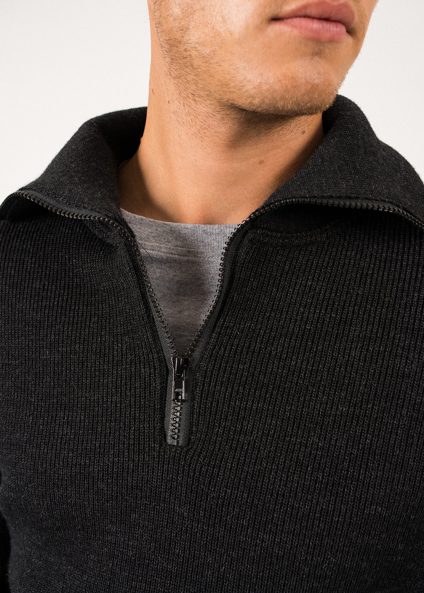 Cotentin Trucker Sweater (DARK GRAY) • Saint James USA