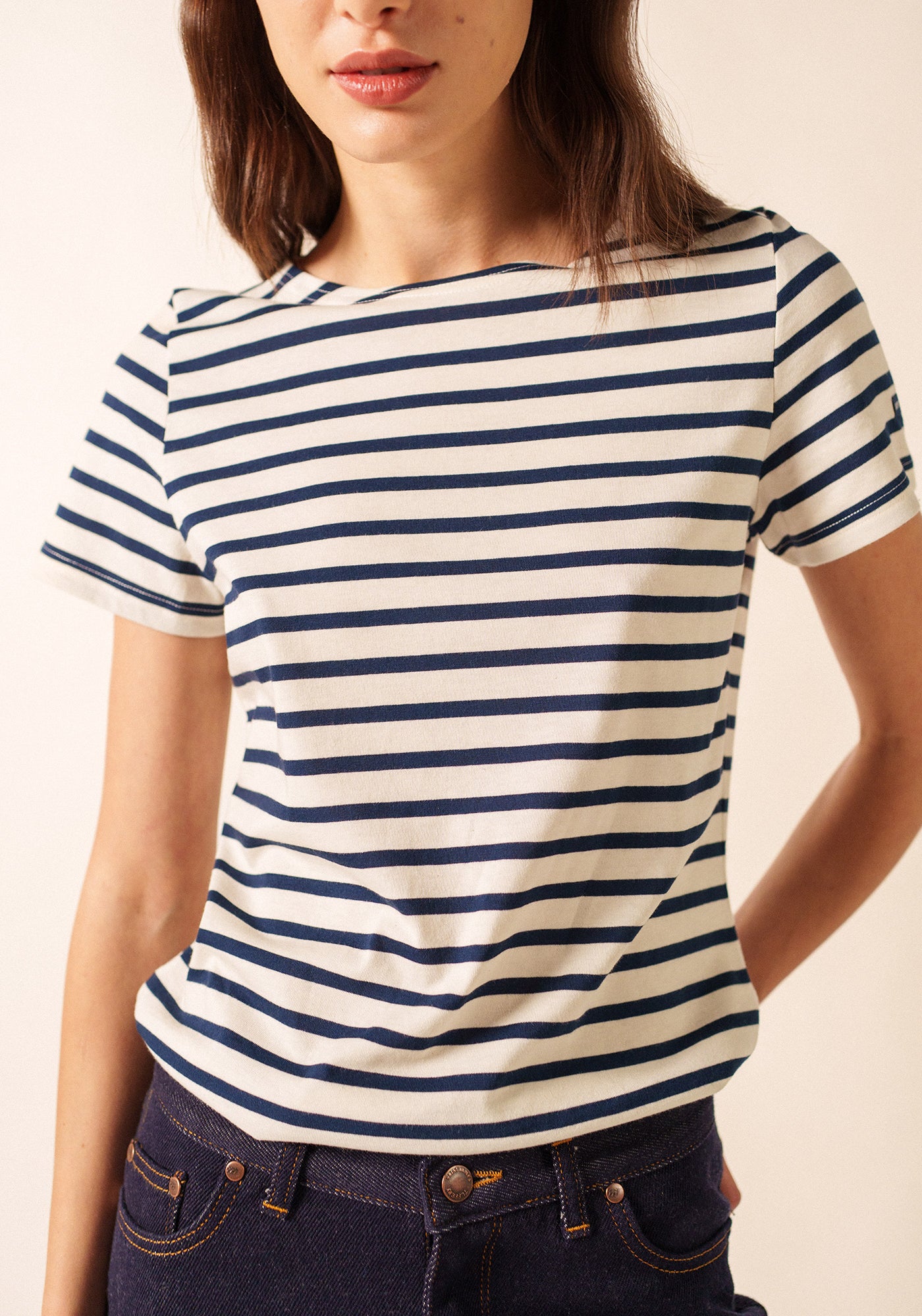 Etrille II Nautical Striped Tee (ECRU / NAVY)