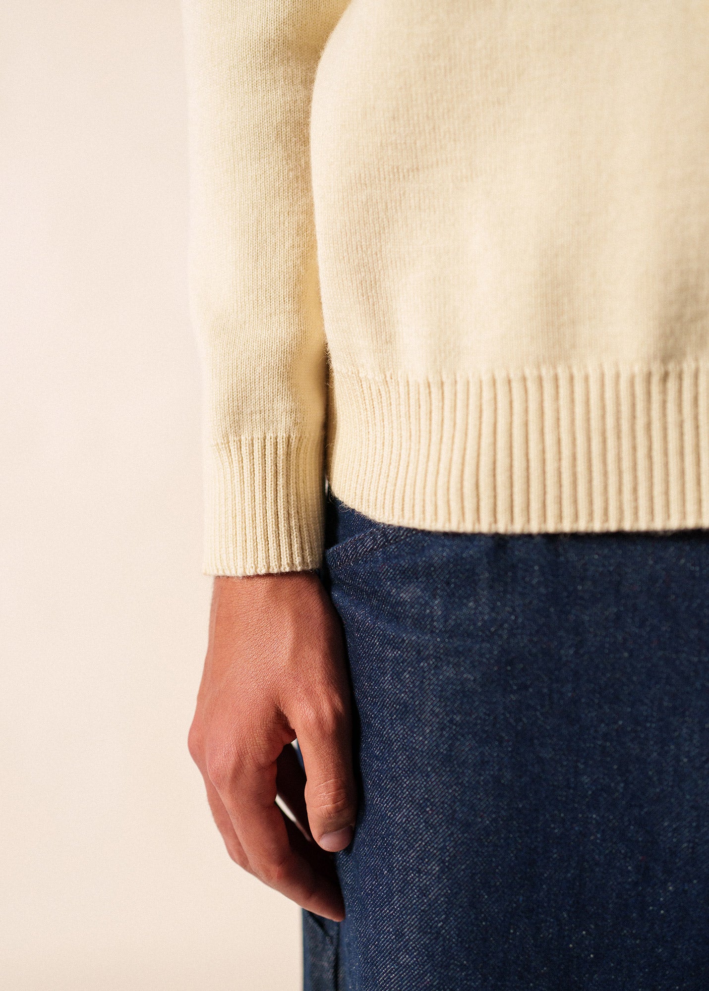 アパルトモン 【ルベーシック】Ue men fous Sweater 8048 - Monaco Wool Quarter-Zip Sweaters
