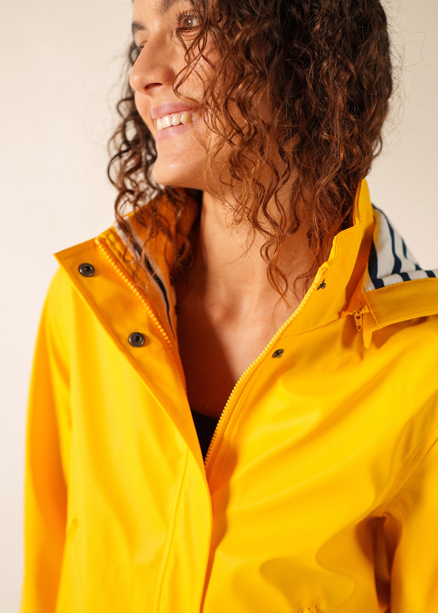 STE MORGANE - Waterproof Raincoat with Hood | Saint James