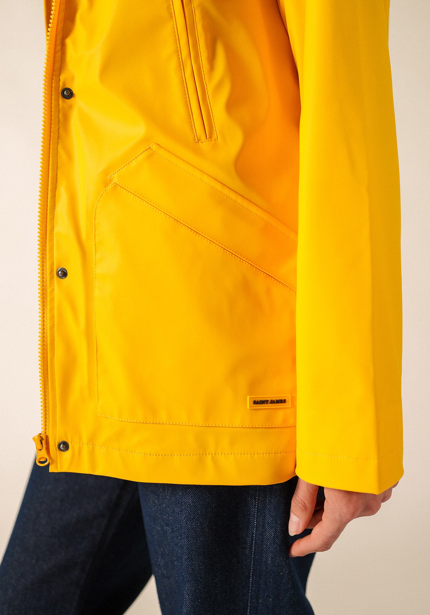 St Morgane Hooded Raincoat (YELLOW)