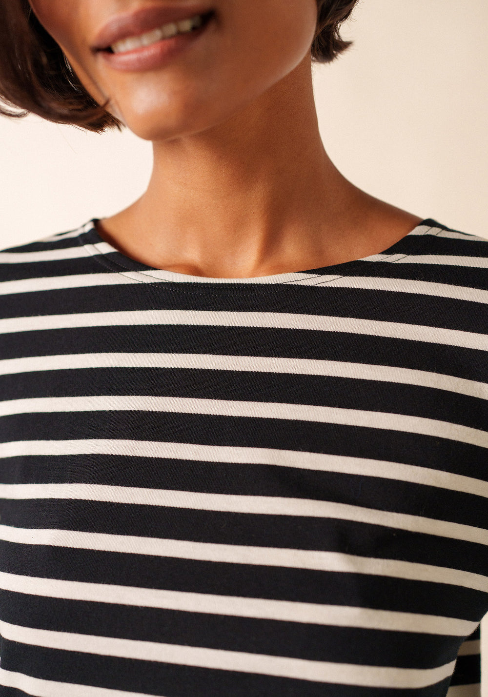 Minquiers Modern Breton Shirt (BLACK / ECRU)