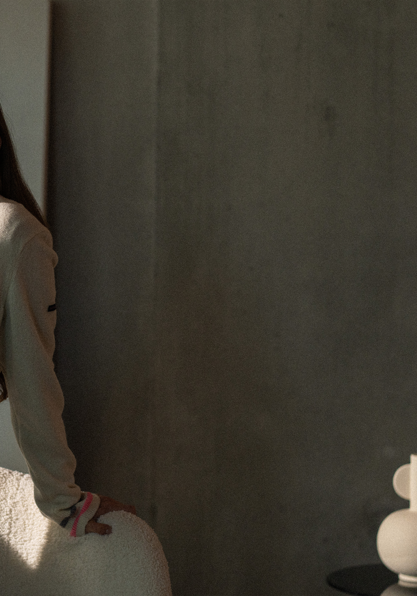 Annecy Wool Cardigan (IVORY / BRIGHT PINK / GRAY)