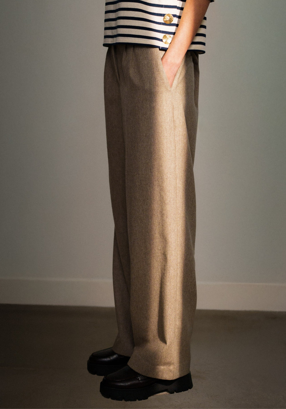 BARREL Pants (DARK BEIGE)