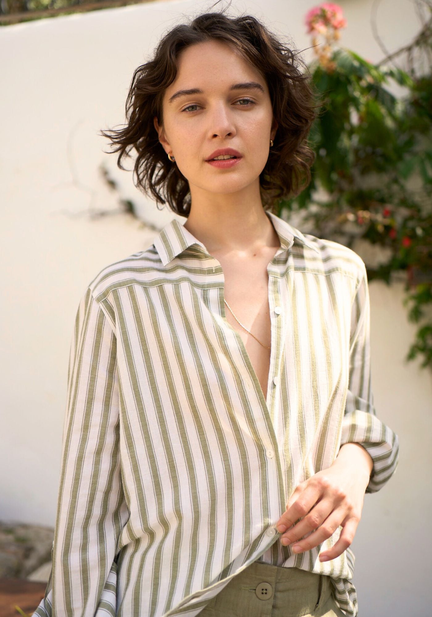CAMILLE - Striped Button-Down Blouse | Cotton and Linen Blend (WHITE / SOFT ALMOND)