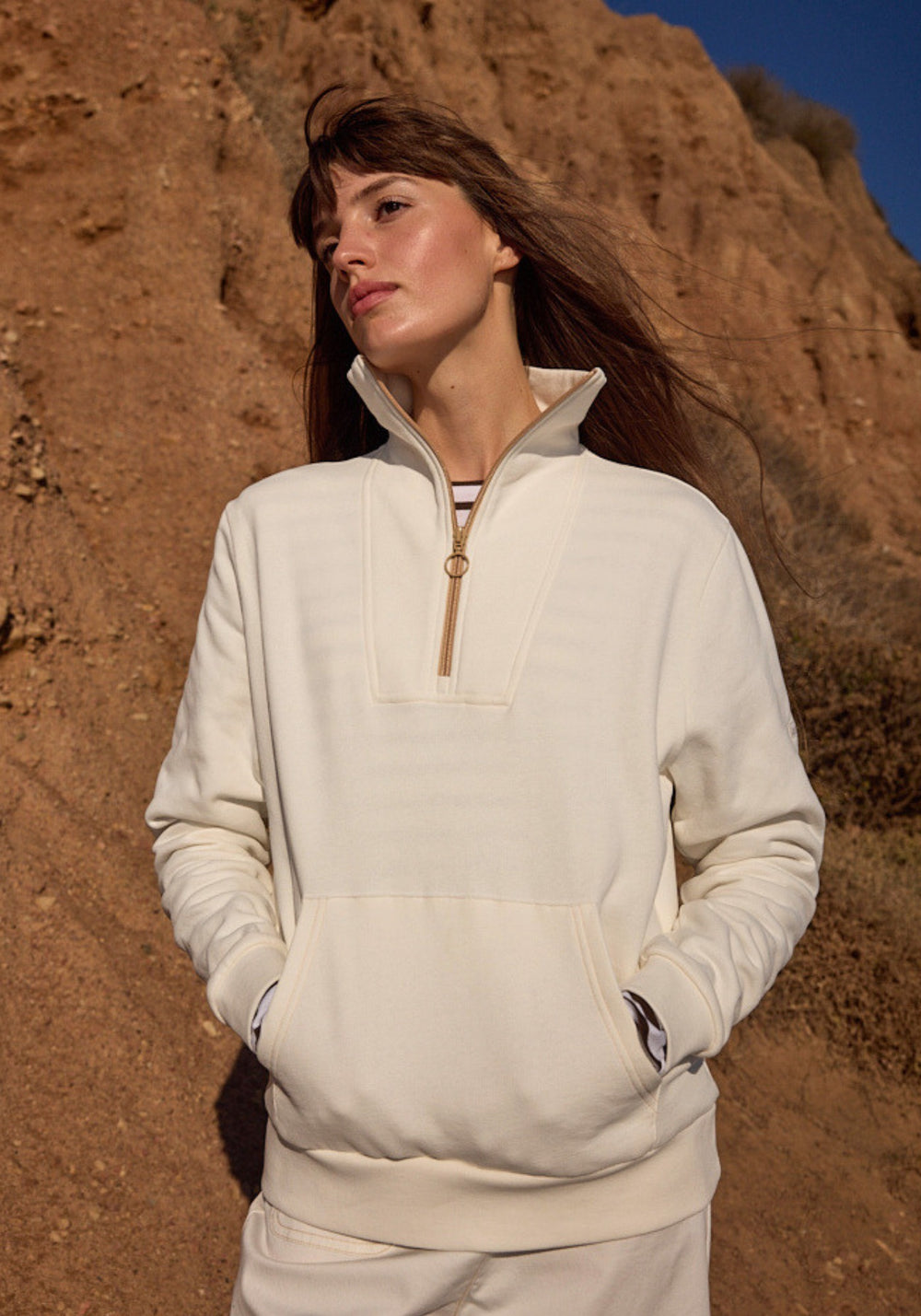 LOU Cotton Fleece Quarter-Zip Sweatshirt  (IVORY / SAIL CANVAS)