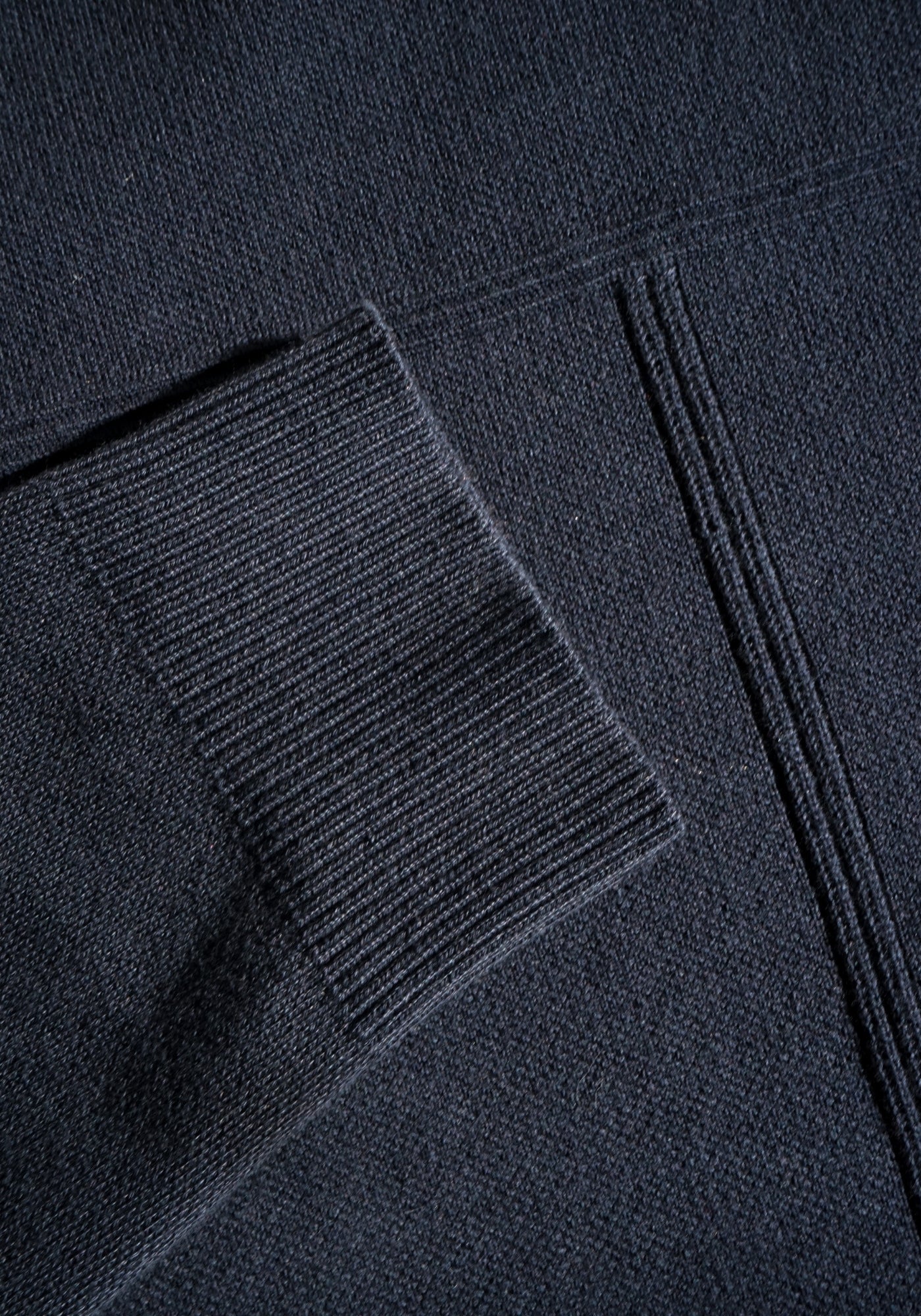 Graphic Sweater x Guillaume Larquemain (NAVY)