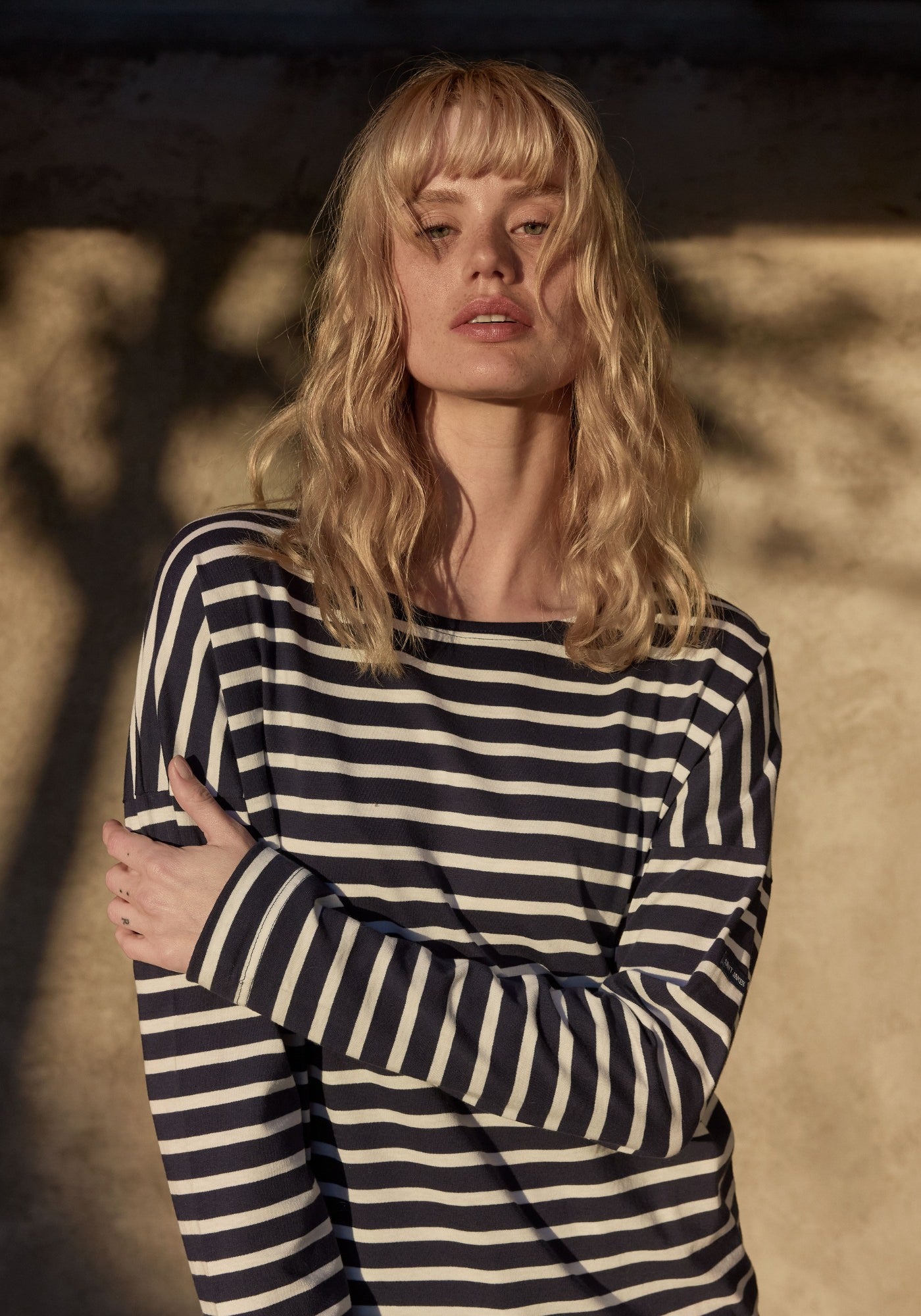 MINQUIERS DROP II Drop-Shoulder Breton Shirt (NAVY / WHITE)