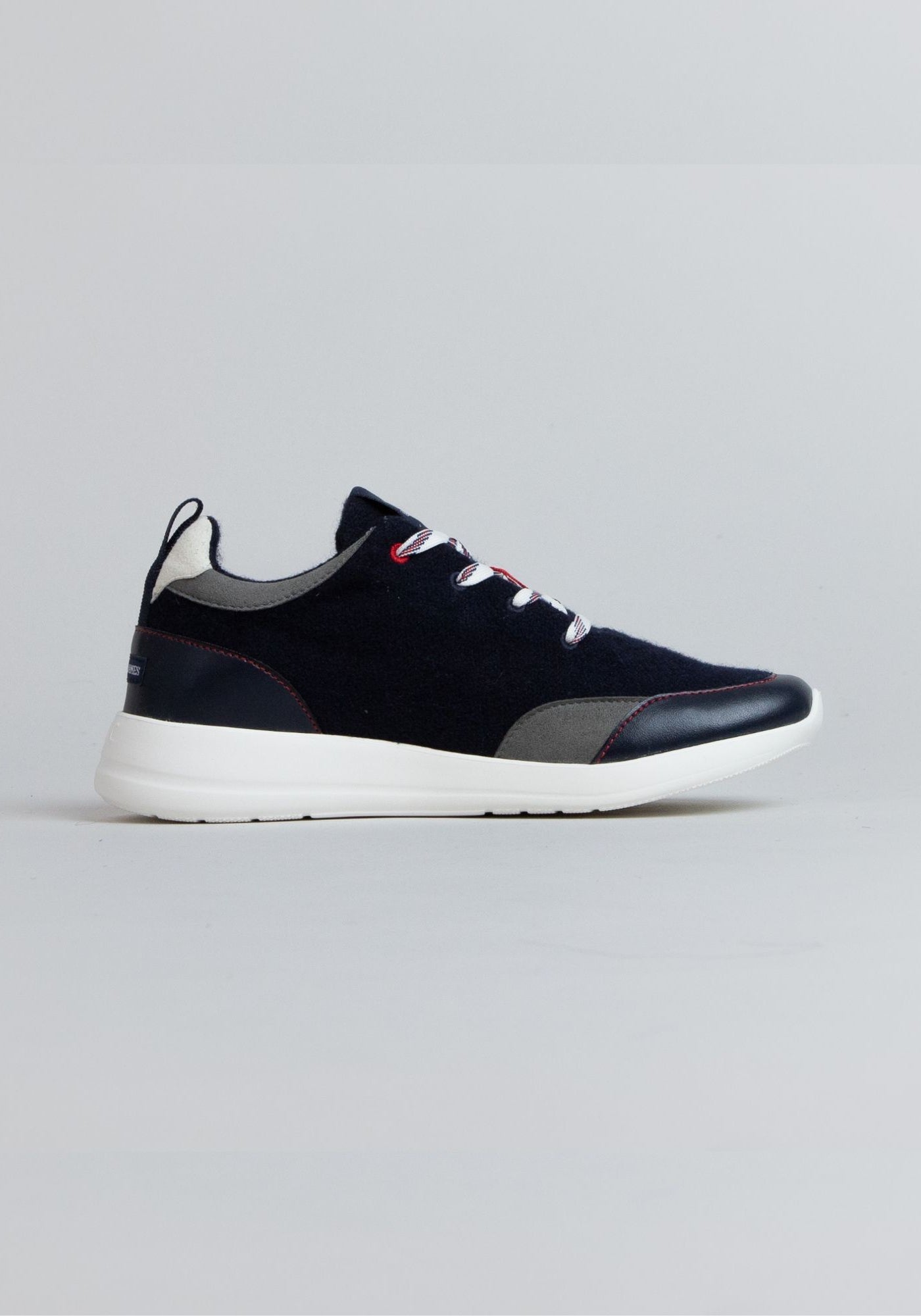 Bask Ubac Sneakers (NAVY)