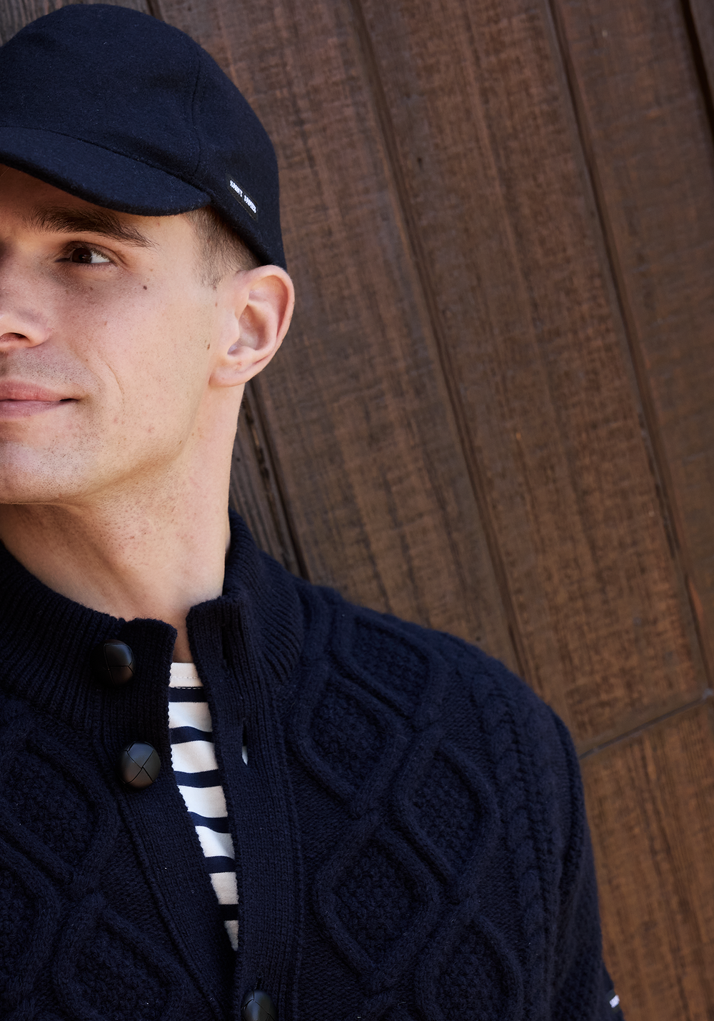 Uster Wool Cardigan (NAVY)