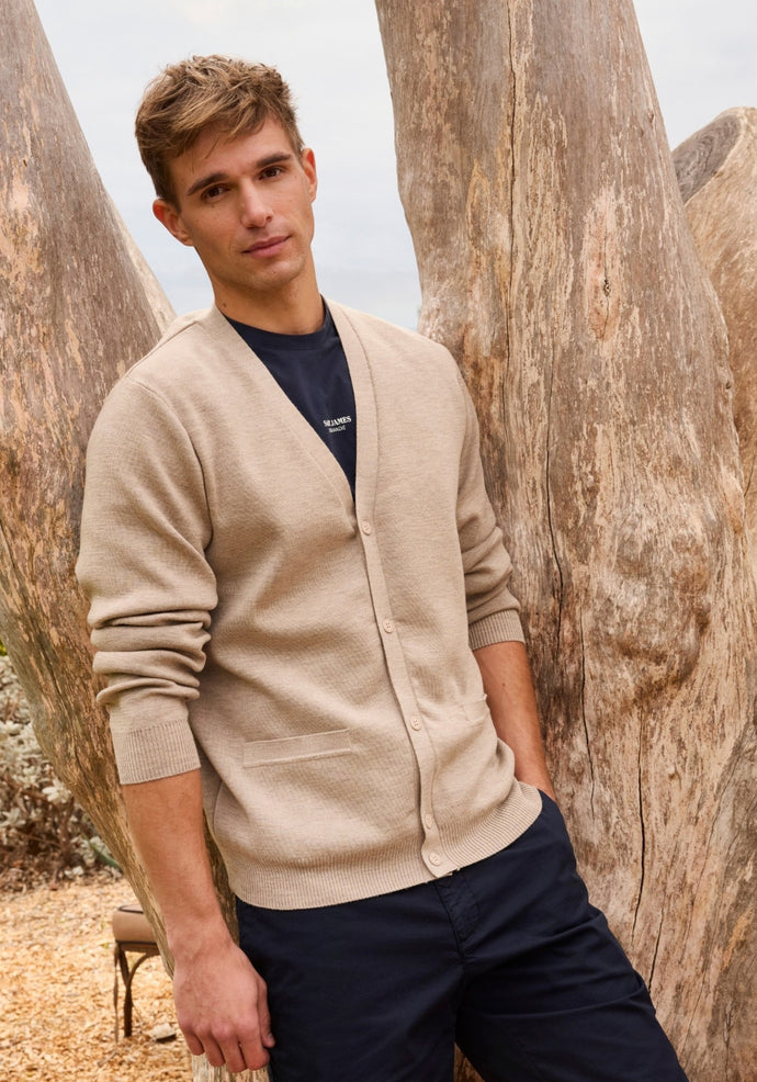 Sweaters & Cardigans