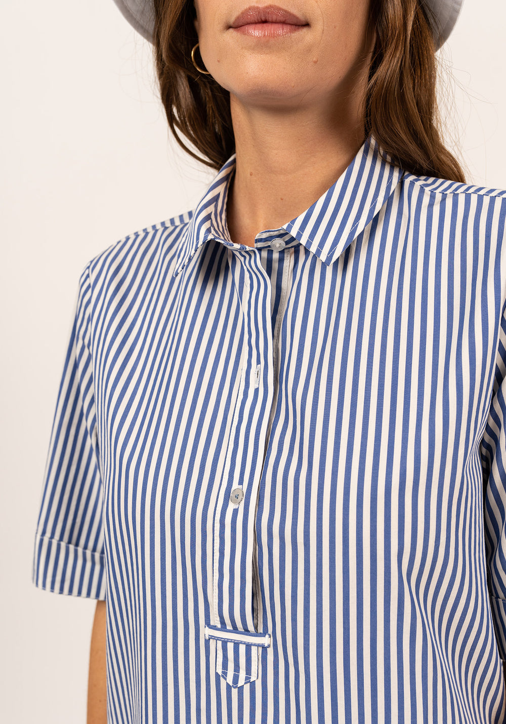 Leonie Shirt Dress (WHITE / BLUE)